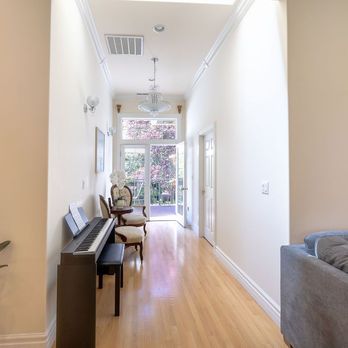 Kelsey Creek Senior Care - Comfortable-Retirement-Living-in-Bellevue - Assisted Living Facilities Near Me - Bellevue, Washington Kelsey Creek Senior Care - Comfortable-Retirement-Living-in-Bellevue - Assisted Living Facilities Near Me - Bellevue, Washington