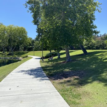 Lake Calabasas - Parks Near Me - Calabasas, California Lake Calabasas - Parks Near Me - Calabasas, California