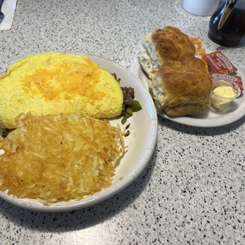 Country Waffles - Steak Fajita omelette Hop In Special - Breakfast & Brunch Near Me - Los Banos, California