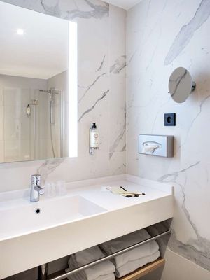 Hôtel Best Western du Pont Wilson by null