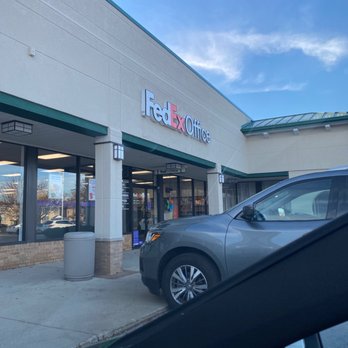FedEx Office Print & Ship Center - Front Entrance - Printing Services Near Me - Park Ridge, Illinois FedEx Office Print & Ship Center - Front Entrance - Printing Services Near Me - Park Ridge, Illinois