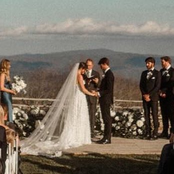 High Country Officiants - A beautiful wedding at cliffside at the historic Twickenham in West Jefferson, NC. - Officiants Near Me - Boone, North Carolina High Country Officiants - A beautiful wedding at cliffside at the historic Twickenham in West Jefferson, NC. - Officiants Near Me - Boone, North Carolina