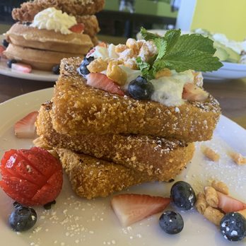 5th Street Patio Cafe - Captain Crunch French Toast - American Near Me - Frisco, Texas 5th Street Patio Cafe - Captain Crunch French Toast - American Near Me - Frisco, Texas
