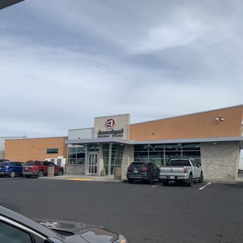 Arrowhead Travel Plaza  - Exterior - Gas Stations Near Me - Pendleton, Oregon