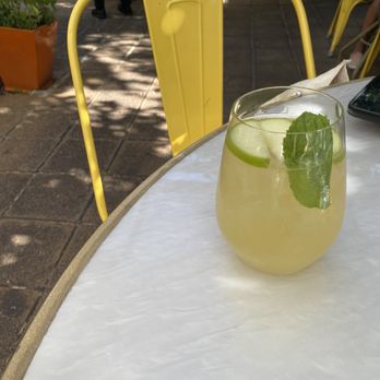 Sunflower Caffe - Summer sangria - Coffee & Tea Near Me - Sonoma, California