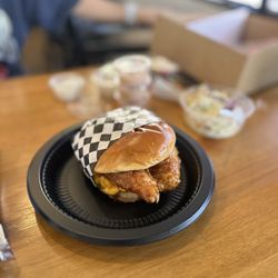 Legend Hot Chicken - Chicken sandwich