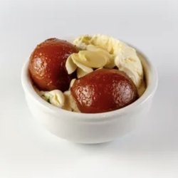Curry Up Now - Hot Balls and Ice Cream