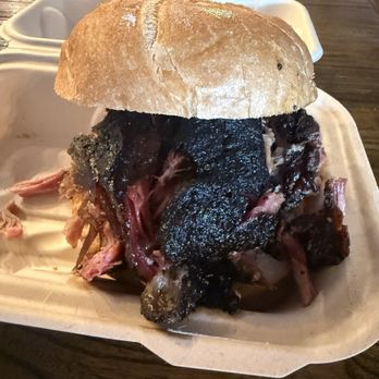 Rent's Due BBQ - Pulled pork sandwich - Barbeque Near Me - North Bend, Washington Rent's Due BBQ - Pulled pork sandwich - Barbeque Near Me - North Bend, Washington
