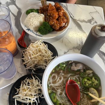 Pang Zi Noodle Shop - Vietnamese Near Me - Goleta, California Pang Zi Noodle Shop - Vietnamese Near Me - Goleta, California
