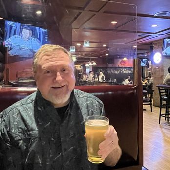Jake Melnick's Corner Tap - Sports Bars Near Me - Chicago, Illinois