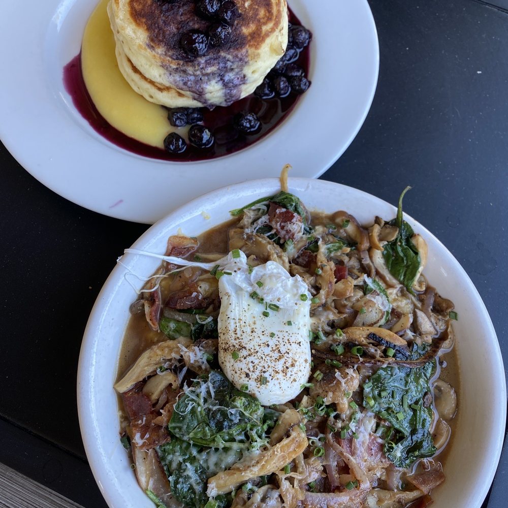 Kitchenette - Lemon-Blueberry Ricotta Pancakes and Mushroom Polenta - Breakfast & Brunch Near Me - Templeton, California