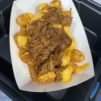 Grilled Cheese N Things - a tray of food - Food Trucks Near Me Grilled Cheese N Things - a tray of food - Food Trucks Near Me