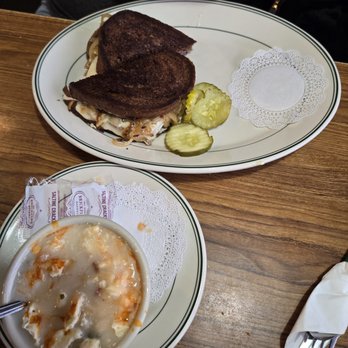 Duffy's Restaurant - Cup-o-clam chowder and a hot pastrami on rye. - American Near Me - Aberdeen, Washington Duffy's Restaurant - Cup-o-clam chowder and a hot pastrami on rye. - American Near Me - Aberdeen, Washington