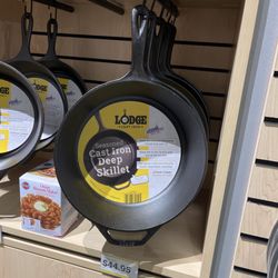 Lodge Cast Iron - The Skillet
