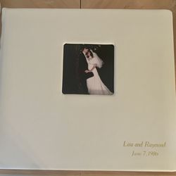 Midwest Photographic Resource Center - Love my recovered wedding album!