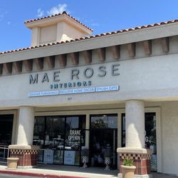 Mae Rose - Front of the building