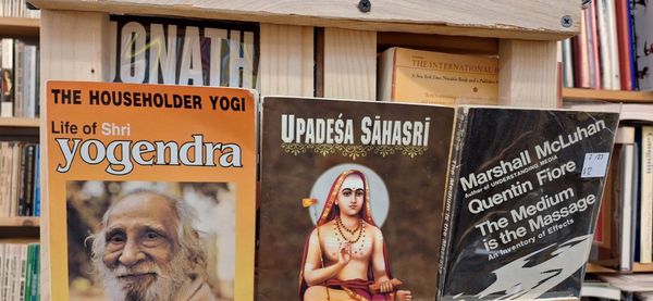 Molly's Books & Records by null