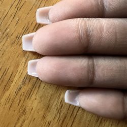 Lola Vie Nail Spa - Length of nails