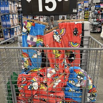 Walmart Supercenter - Department Stores Near Me - Lakewood, California Walmart Supercenter - Department Stores Near Me - Lakewood, California