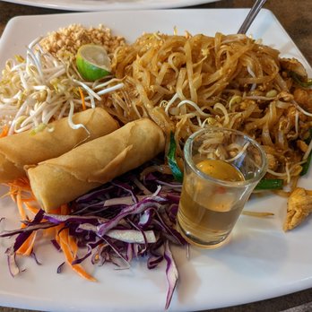 Cafe de Bangkok - Gilbert - Pad Thai - Thai Near Me - Gilbert, Arizona