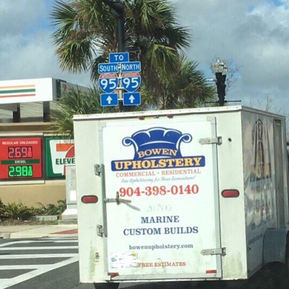 Trailer with no working brake lights or turn signals. Sucks so bad.