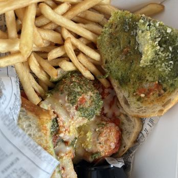 Homestead Bar and Grill - Elk sandwich - Tapas/Small Plates Near Me - Carbondale, Colorado Homestead Bar and Grill - Elk sandwich - Tapas/Small Plates Near Me - Carbondale, Colorado