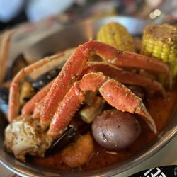 Hook & Reel Cajun Seafood & Bar - The Perfect Storm combo boil with the HOOK & REEL SPECIAL BLEND was fantastic!!