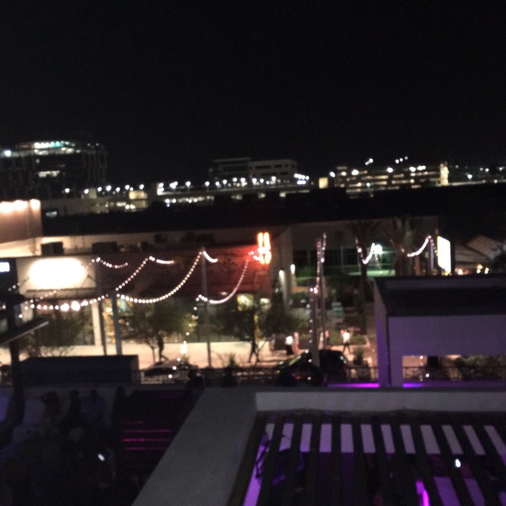 77 Degrees Rooftop - Cocktail Bars Near Me - Austin, Texas