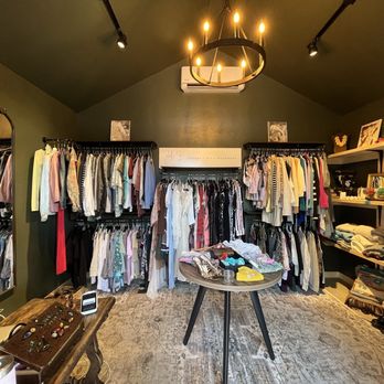 Juliette - Used, Vintage & Consignment Near Me - Idyllwild-Pine Cove, California Juliette - Used, Vintage & Consignment Near Me - Idyllwild-Pine Cove, California