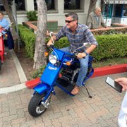 Lê Duyên CUSHMAN MOTOR SCOOTER II - Updated August 2025 - 14 Photos
