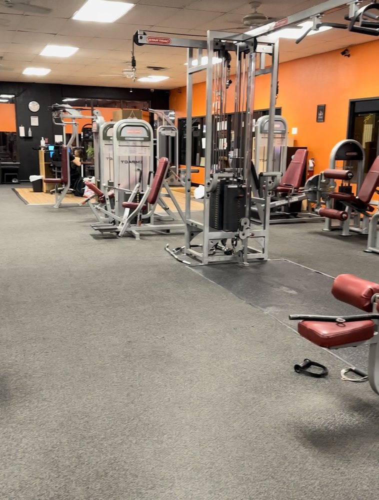 THE ZOO GYM Updated September 2024 13 Photos & 33 Reviews 824