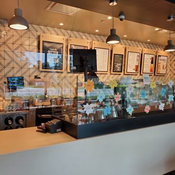 The Coffee Bean & Tea Leaf - The front counter - Coffee & Tea Near Me - Torrance, California