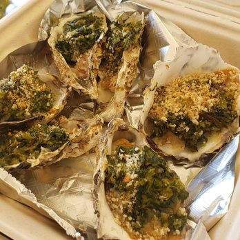 La Ciccia - 6 Oyster Rockefeller $15 - Italian Near Me - Honolulu, Hawaii La Ciccia - 6 Oyster Rockefeller $15 - Italian Near Me - Honolulu, Hawaii