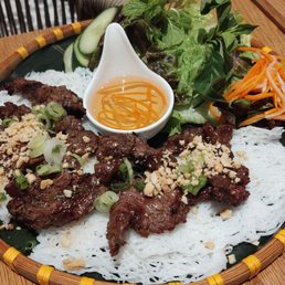 Grilled Beef Vermicelli Bowl