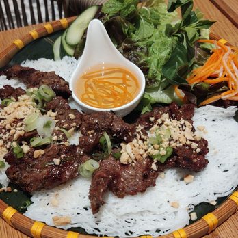 An Nam - Grilled Beef Fine Vermicelli - Vietnamese Near Me - Somerville, Massachusetts