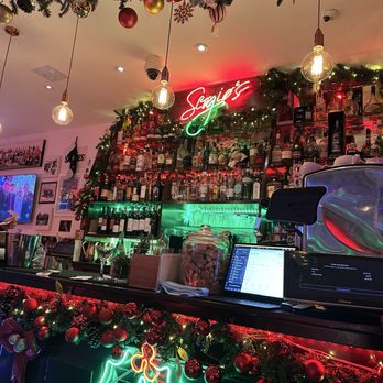 Sergio's Restaurant - Italian Near Me - London, XGL