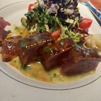 Hillstone Restaurant - Tuna - New American Near Me - Winter Park, Florida Hillstone Restaurant - Tuna - New American Near Me - Winter Park, Florida