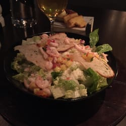 Kitchen & Table Luleå - Cesarsallad med kvällens skaldjur!
