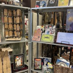 The Oracle Vintage & Arts - Jewelry