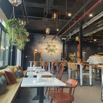Marlowe Artisanal Ales - Brewpubs Near Me - Mamaroneck , New York