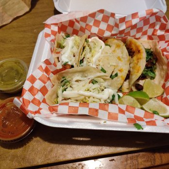 Los Comparres - Food Trucks Near Me - Tampa, Florida