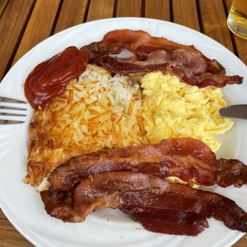 The Restaurant at Oak Quarry - New American Near Me - Riverside, California