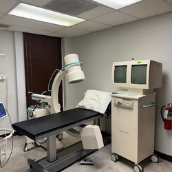 Mountain Spine & Orthopedics - Interior Room Of Mountain Spine Orthopedics Fort Pierce