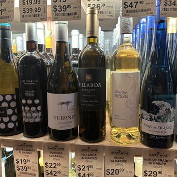 Happy Wine in the Grove - Albariños - Tapas Bars Near Me - Miami, Florida Happy Wine in the Grove - Albariños - Tapas Bars Near Me - Miami, Florida