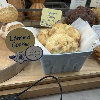 Levain Bakery - Lemon cookie! - Bakeries Near Me - Chicago, Illinois Levain Bakery - Lemon cookie! - Bakeries Near Me - Chicago, Illinois