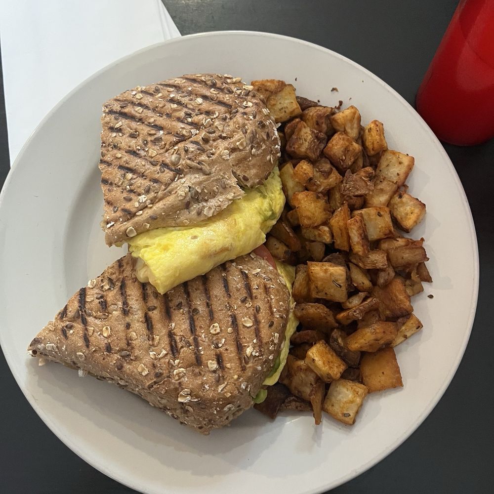 Honch Breakfast Sandwich Honch Breakfast Sandwich
