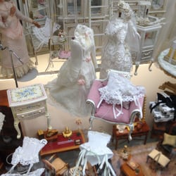 Larrianne's Small Wonders - Wedding time!