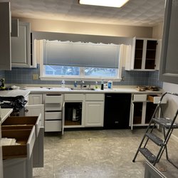 Pelletier Rug - before - linoleum