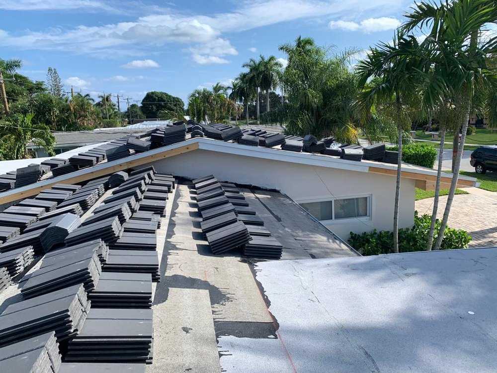 Slide of Sombrilla Roofing