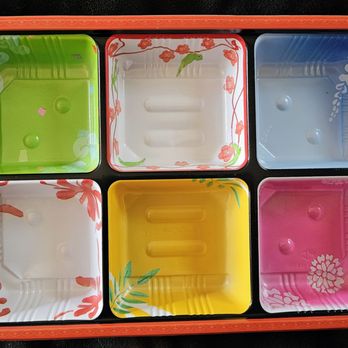 M Cafe - Colourful, tastefully Omakasè (oh mah kah seh) Bentō tray - Japanese Near Me - Los Angeles, California M Cafe - Colourful, tastefully Omakasè (oh mah kah seh) Bentō tray - Japanese Near Me - Los Angeles, California